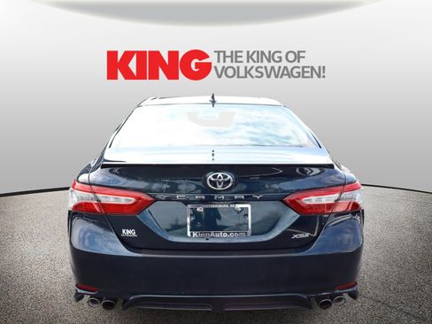 Used 2019 Toyota Camry XSE image 4