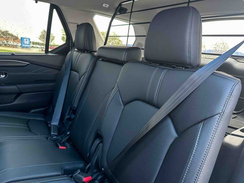 New 2026 Honda Pilot Touring image 17