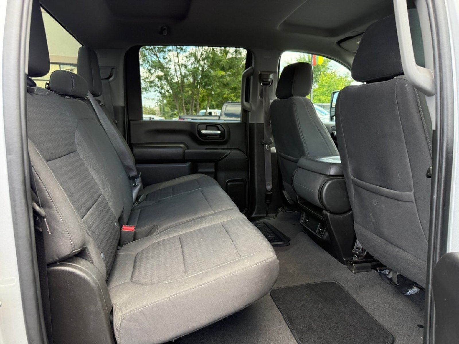 Used 2023 Chevrolet Silverado 3500 LT AWD/4WD image 23