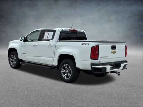 Used 2017 Chevrolet Colorado Z71 AWD/4WD image 3
