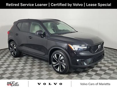 Certified 2025 Volvo XC40 B5 Plus w/ Climate Package