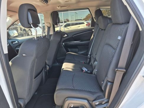 Used 2018 Dodge Journey SE w/ Popular Equipment Group image 13