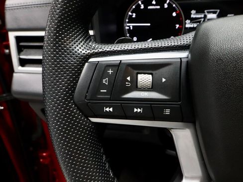 Used 2024 Mitsubishi Outlander SE image 28