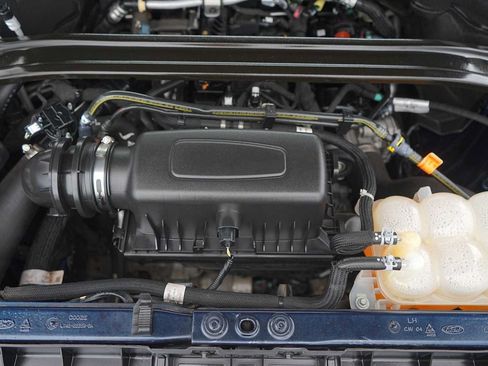 Used 2023 Ford Explorer Limited RWD image 9
