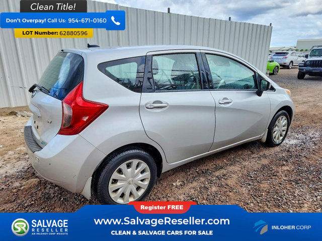 Used 2015 Nissan Versa Note SV w/ SV Convenience Package FWD image 4