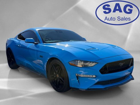 Used 2022 Ford Mustang GT Premium RWD image 2