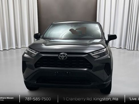 Used 2023 Toyota RAV4 LE AWD/4WD image 2