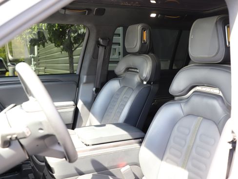 Used 2024 Rivian R1S Adventure AWD/4WD image 20