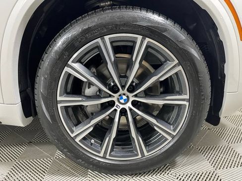 Used 2026 BMW X5 xDrive40i AWD/4WD image 24