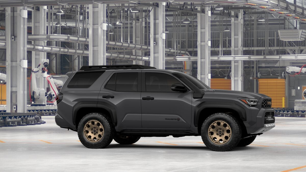 New 2026 Toyota 4Runner Trailhunter AWD/4WD image 13