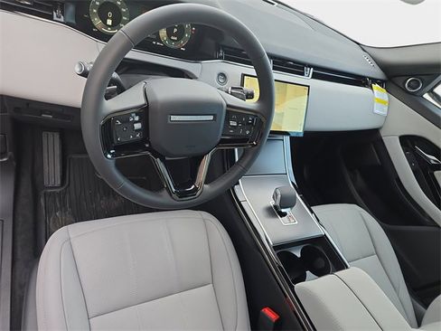 New 2026 Land Rover Range Rover Evoque S image 12