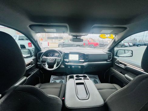 Used 2023 GMC Sierra 1500 Elevation image 33