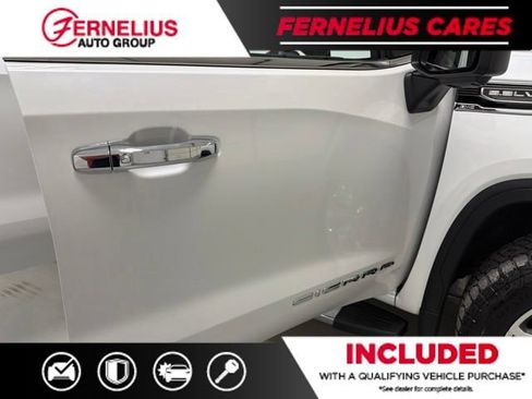 Used 2021 GMC Sierra 1500 SLT w/ SLT Premium Package AWD/4WD image 15