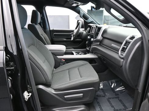 Used 2025 RAM 1500 Big Horn image 40