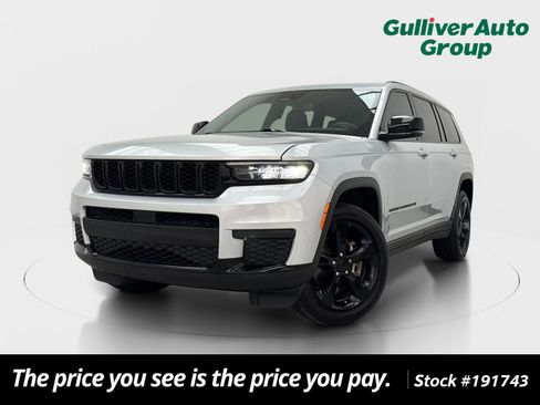 Used 2021 Jeep Grand Cherokee L Laredo RWD image 1