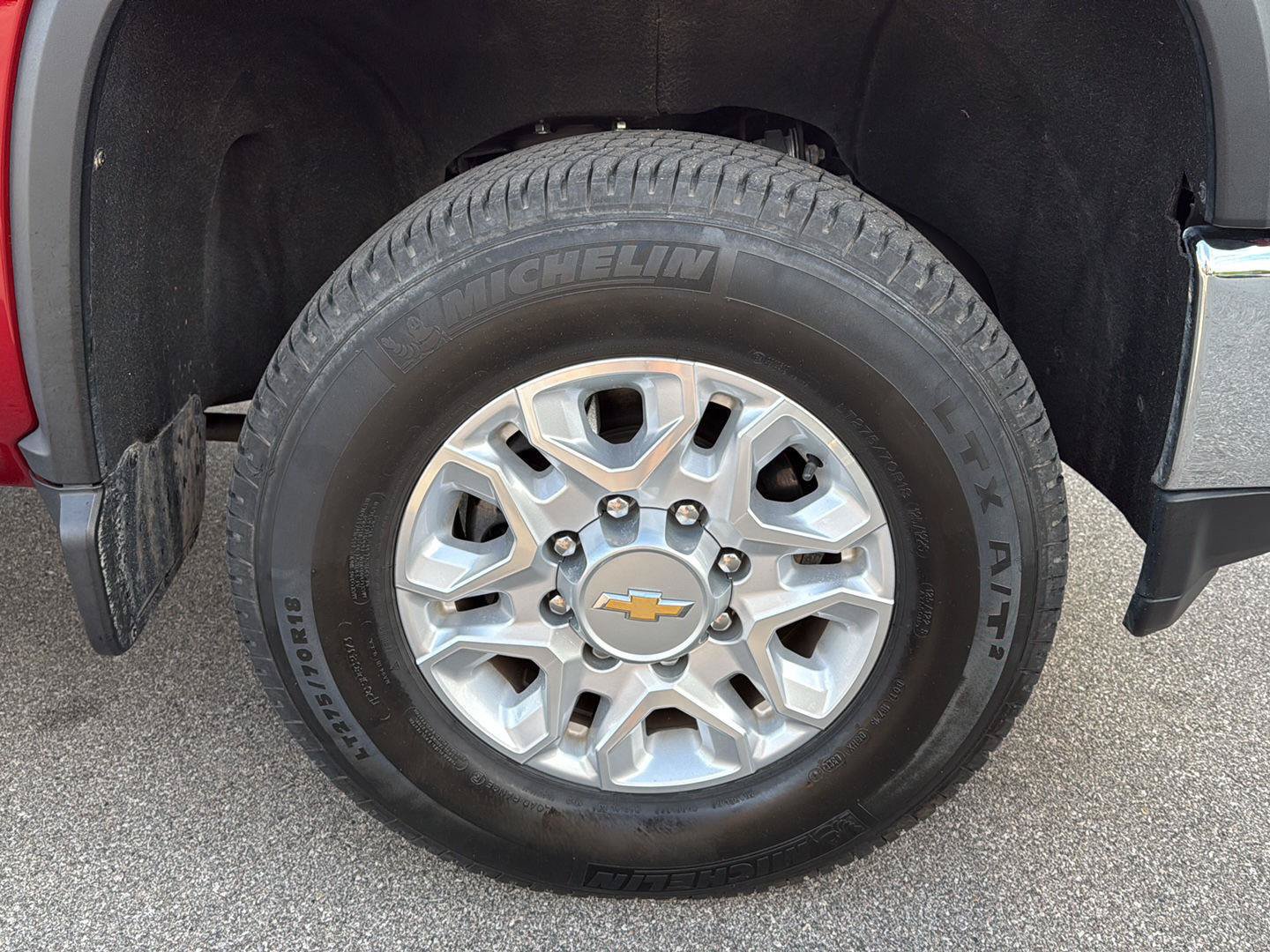 Used 2022 Chevrolet Silverado 2500 LTZ w/ LTZ Plus Package AWD/4WD image 14