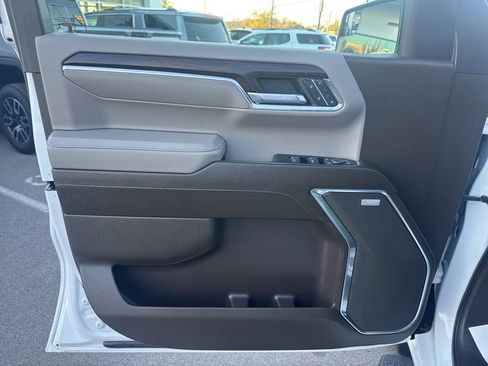 Used 2023 GMC Sierra 1500 SLT w/ SLT Premium Package image 18