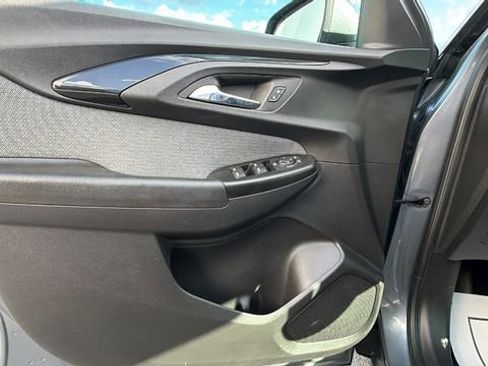 Used 2022 Chevrolet TrailBlazer LT image 12