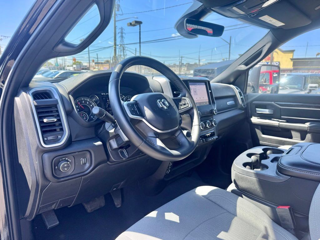 Certified 2024 RAM 2500 Big Horn w/ Bed Utility Group AWD/4WD image 13