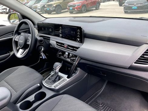 Used 2024 Kia Seltos LX AWD/4WD image 13