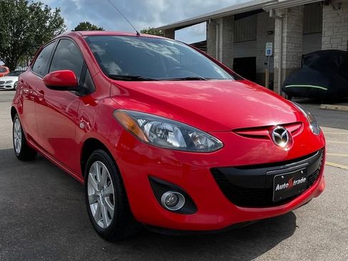 Used 2012 MAZDA MAZDA2 Touring FWD image 2
