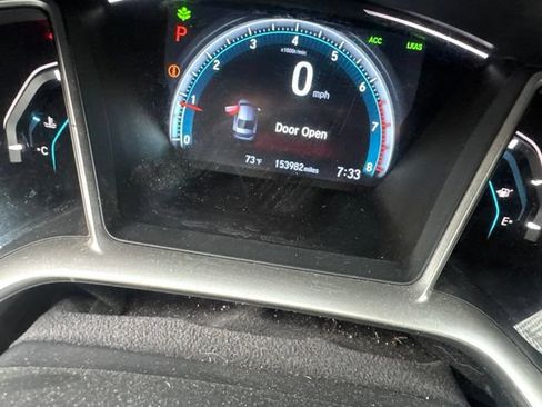 Used 2016 Honda Civic Touring image 15