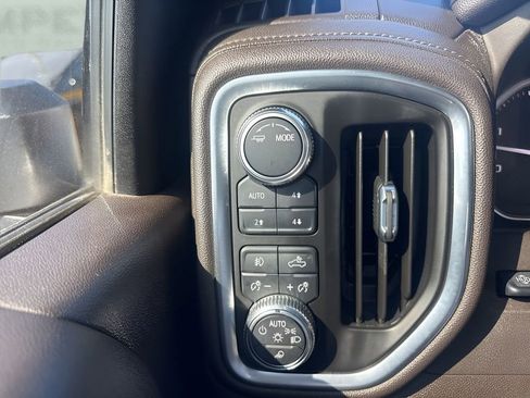 Used 2021 GMC Sierra 2500 Denali w/ Denali Ultimate Package AWD/4WD image 26