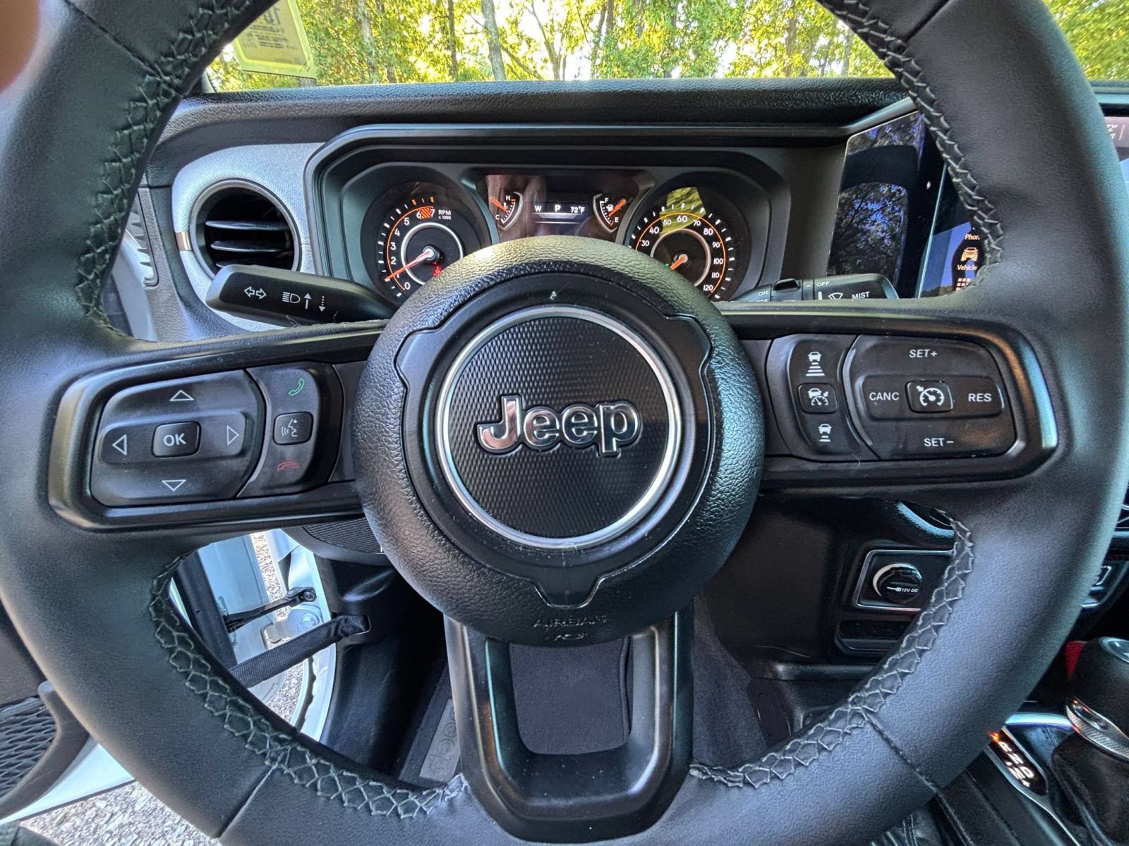 Used 2025 Jeep Wrangler Unlimited Sport AWD/4WD image 28
