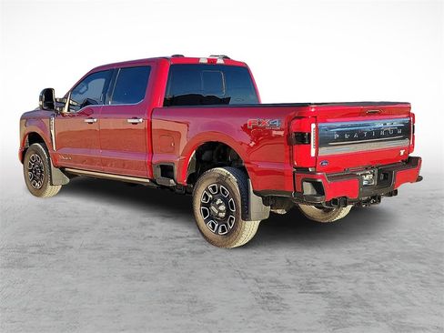 Used 2024 Ford F350 Platinum w/ FX4 Off-Road Package image 7