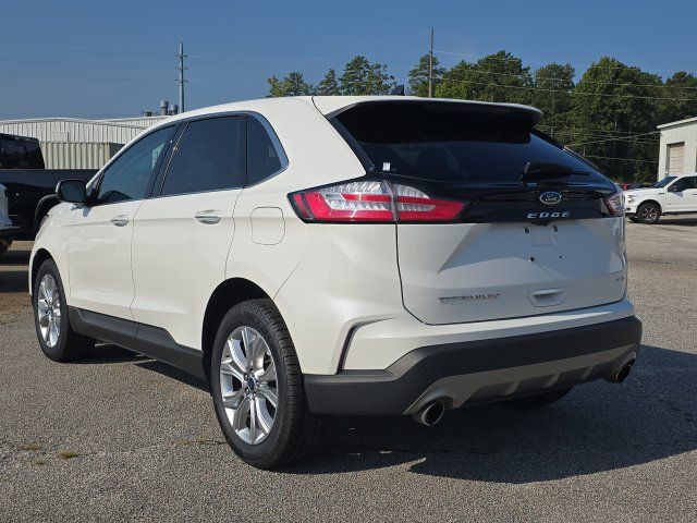 Used 2022 Ford Edge Titanium AWD/4WD image 3