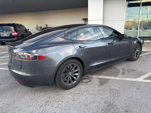 Used 2019 Tesla Model S 75D image 3