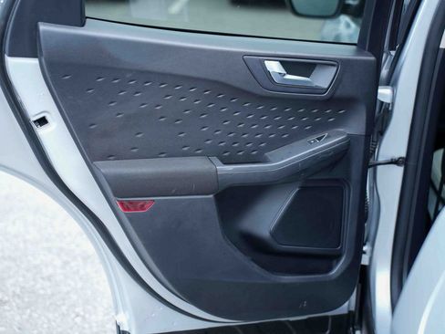 Used 2020 Ford Escape SE AWD/4WD image 18
