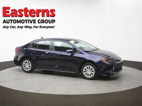 Used 2022 Toyota Corolla LE FWD image 46