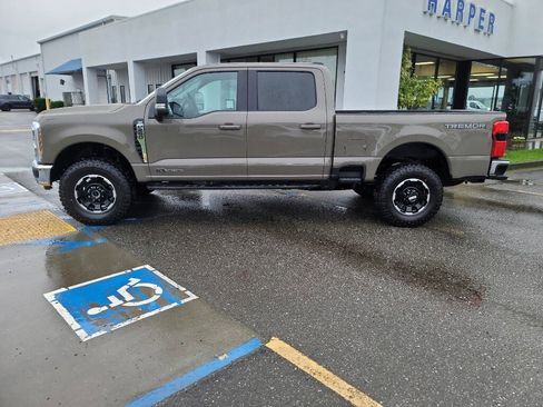 New 2026 Ford F250 XLT w/ XLT Premium Package image 24