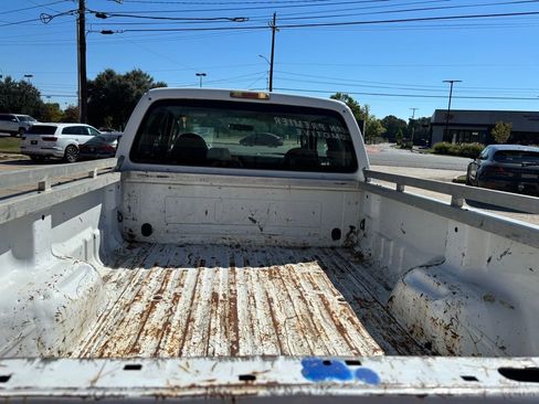 Used 2008 Ford F250 2WD SuperCab Super Duty image 6