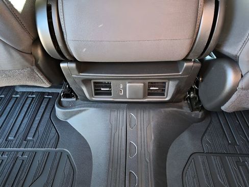 New 2026 GMC Sierra 1500 SLE image 21