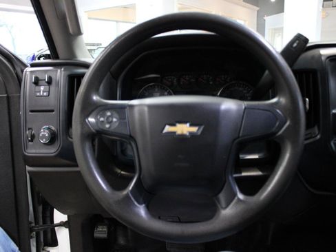 Used 2019 Chevrolet Silverado 2500 W/T w/ WT Convenience Package AWD/4WD image 17