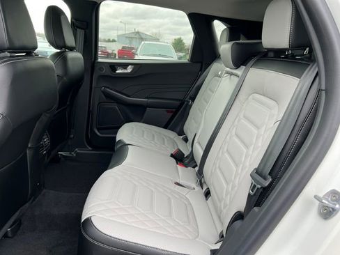 New 2024 Ford Escape SE w/ PHEV Premium Package image 6