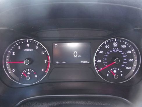 Used 2024 Kia Forte LXS w/ LXS Technology Package FWD image 15