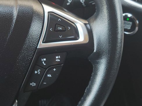 Used 2024 Ford Edge SEL image 25