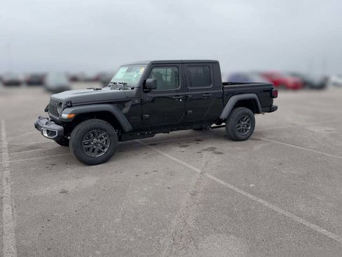 New 2026 Jeep Gladiator Sport image 5