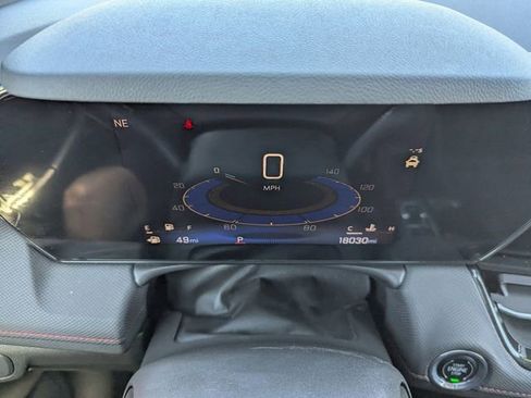 Used 2025 Chevrolet TrailBlazer RS w/ Convenience Package image 33