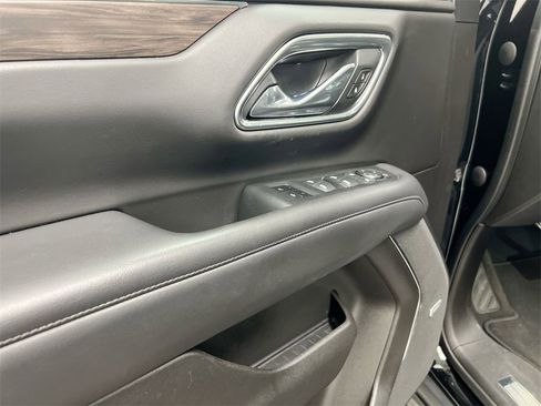 Used 2021 Chevrolet Tahoe Z71 w/ Luxury Package image 22