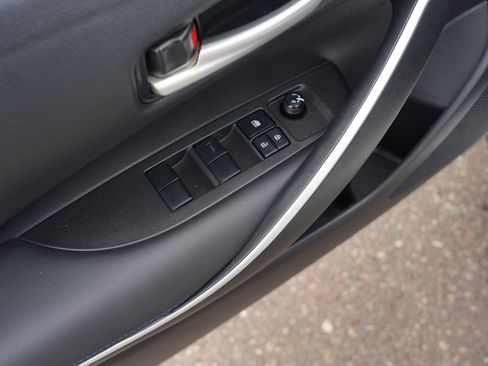 Used 2022 Toyota Corolla SE FWD image 17