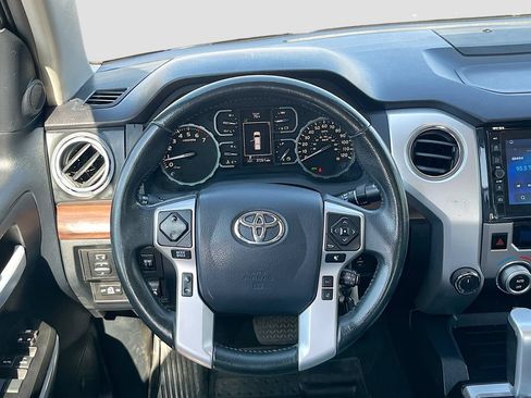 Used 2019 Toyota Tundra Limited w/ Limited Premium Package AWD/4WD image 11