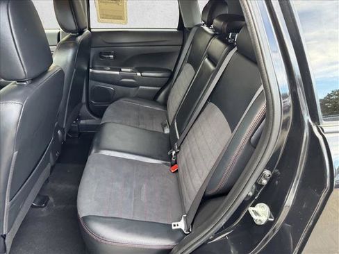 Used 2024 Mitsubishi Outlander Sport S image 17