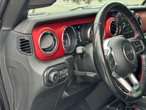 Used 2020 Jeep Wrangler Unlimited Rubicon AWD/4WD image 33