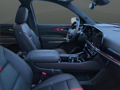 Certified 2025 Chevrolet Traverse RS w/ LPO, Floor Liner Package image 33