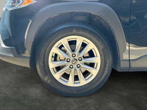 Used 2022 Toyota Corolla Cross LE AWD/4WD image 5