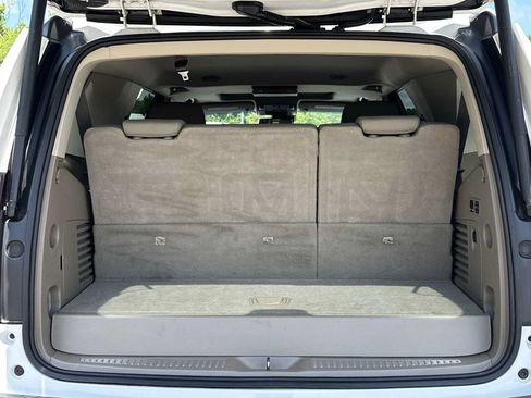 Used 2019 Chevrolet Tahoe Premier AWD/4WD image 37